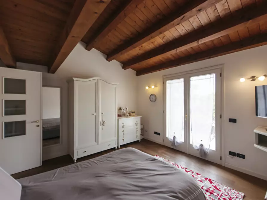 Immagine 33 di Appartamento in vendita  in Strada di Polegge a Vicenza