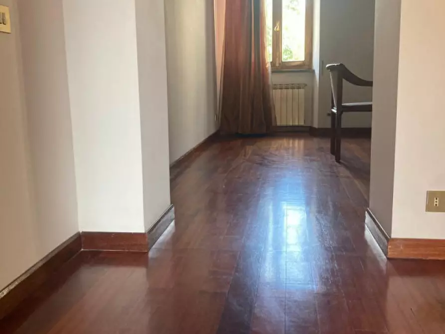 Immagine 11 di Attico in affitto  in Via Francesco Crispi a Roma