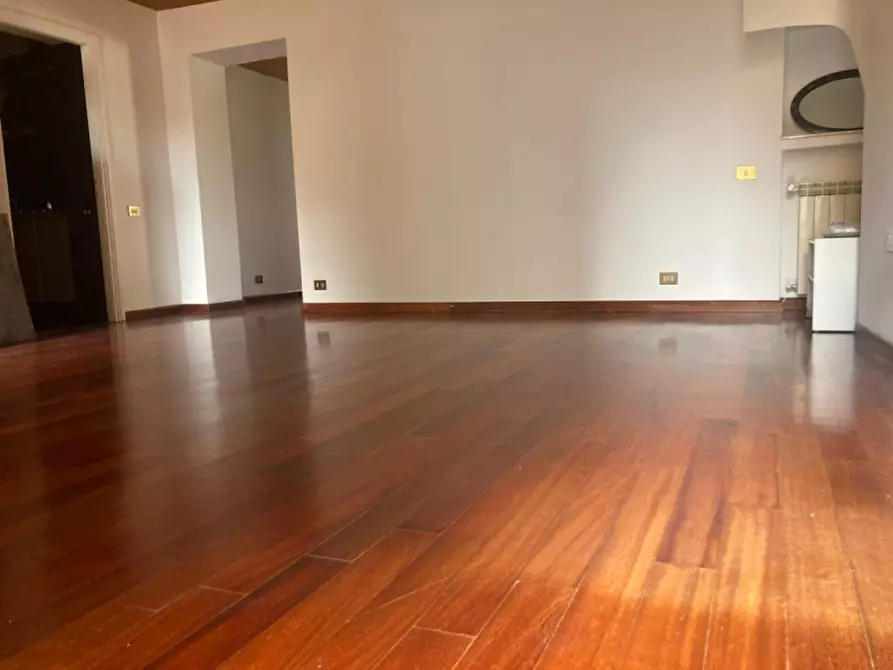 Immagine 14 di Attico in affitto  in Via Francesco Crispi a Roma