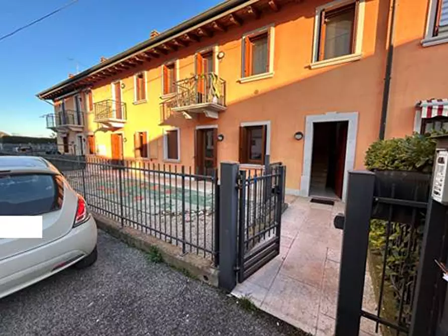 Immagine 1 di Appartamento in vendita  in Via Principe Amedeo 118C a Villafranca Di Verona