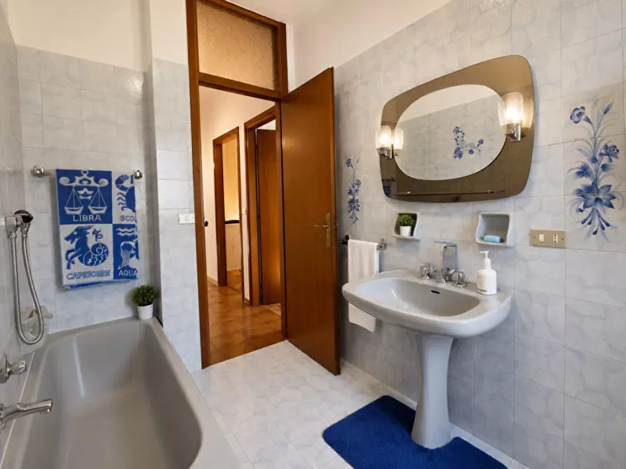 Immagine 17 di Appartamento in vendita  in Via Francesco Baracca a Verona