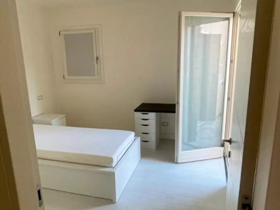 Immagine 7 di Appartamento in affitto  in piazza della frutta a Padova
