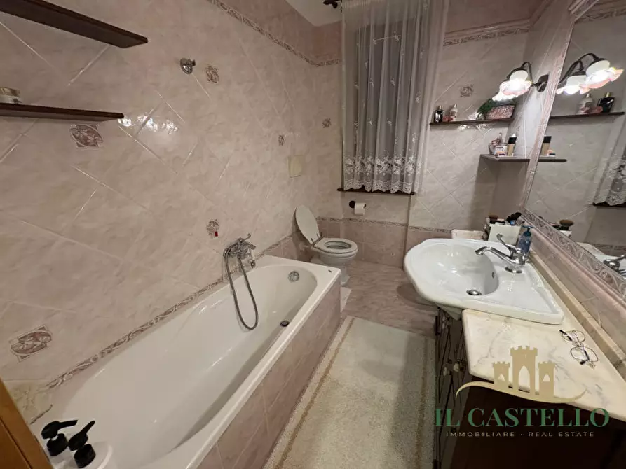 Immagine 21 di Villa in vendita  a Città Della Pieve
