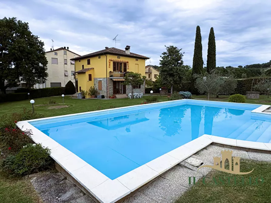 Immagine 28 di Villa in vendita  a Città Della Pieve