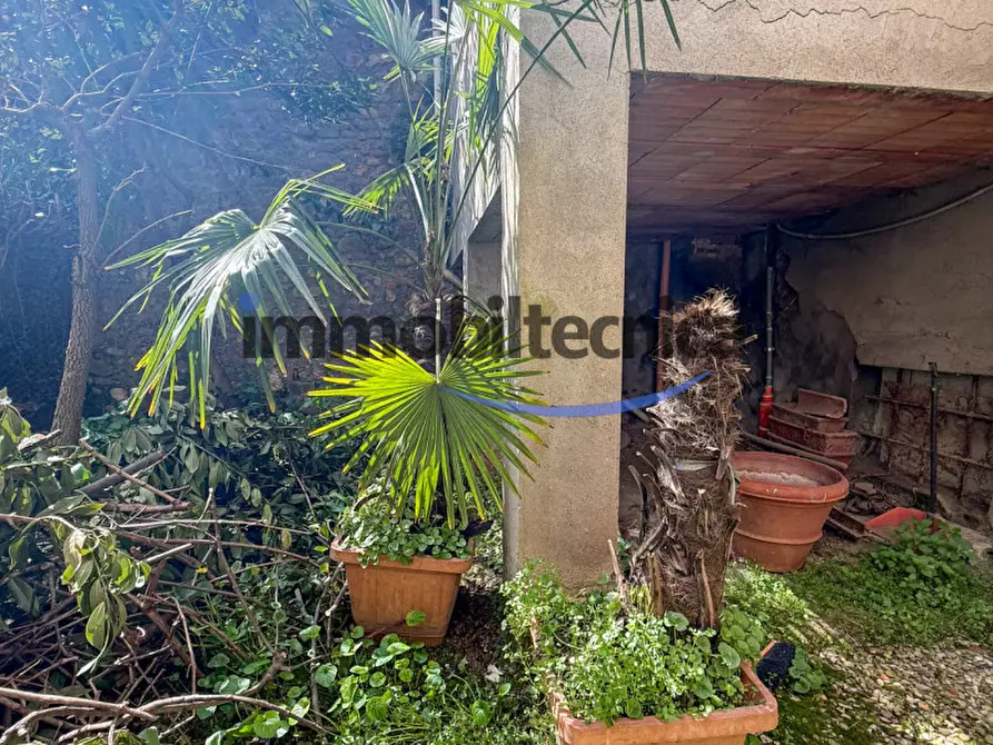 Immagine 9 di Casa indipendente in vendita  in Quarata a Arezzo