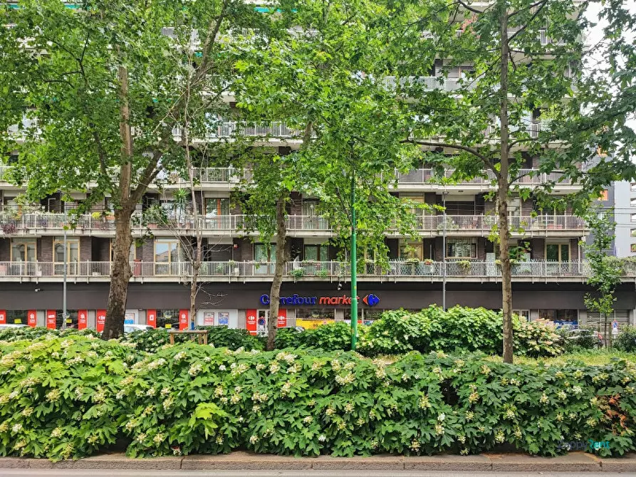 Immagine 25 di Camera in affitto  in Viale Abruzzi, 9 a Milano