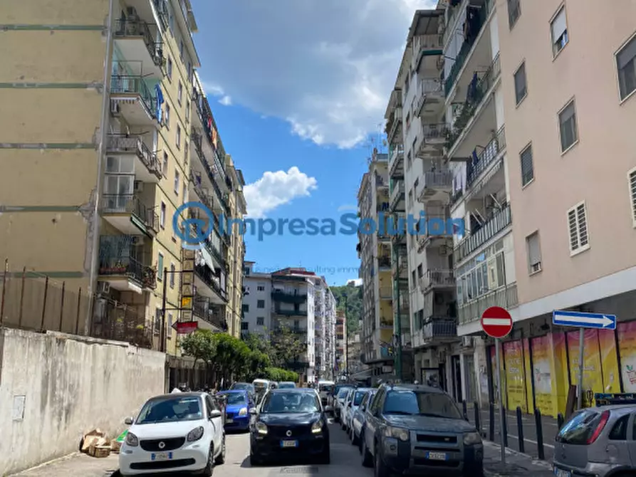 Immagine 3 di Negozio in vendita  in Via Divisione Siena a Napoli