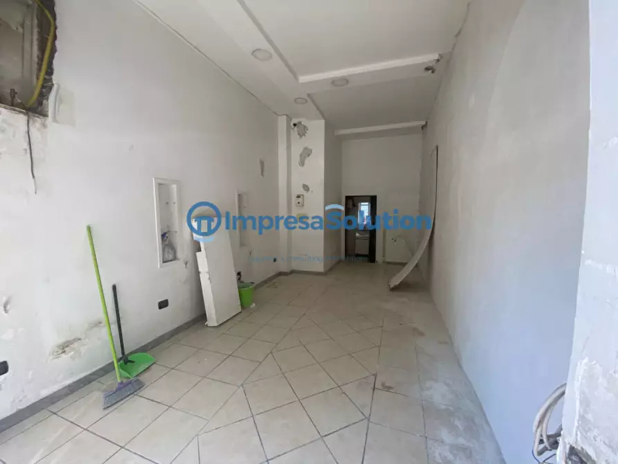 Immagine 7 di Negozio in vendita  in Via Divisione Siena a Napoli