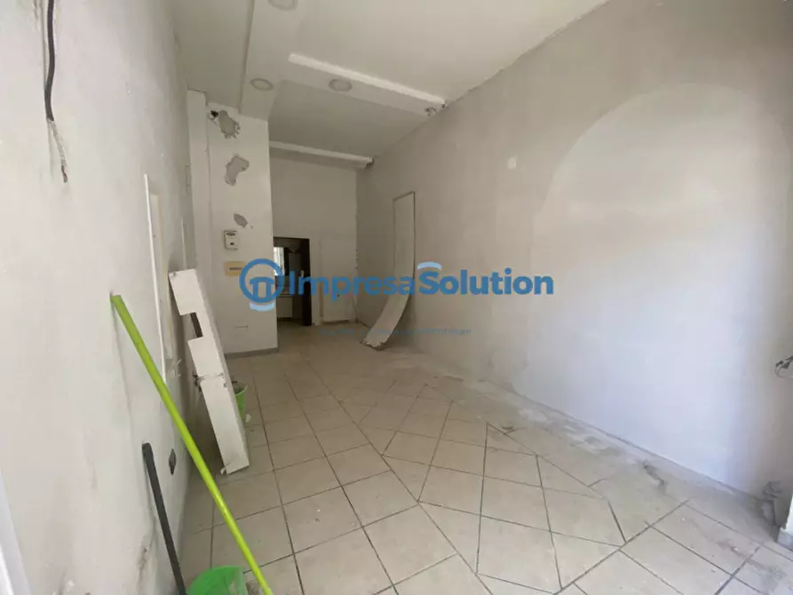 Immagine 8 di Negozio in vendita  in Via Divisione Siena a Napoli