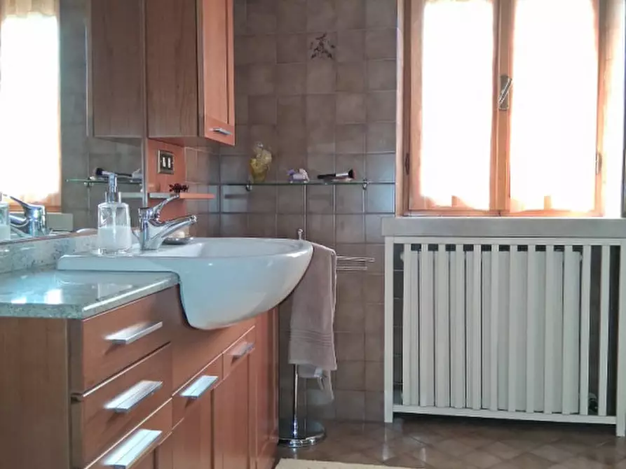 Immagine 16 di Villa in vendita  in via dell'industria, n. 12 a Orgiano
