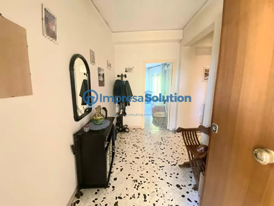 Immagine 2 di Appartamento in vendita  in Via Costantino a Napoli