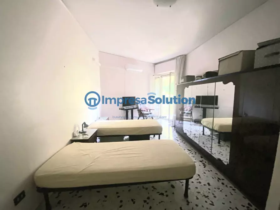 Immagine 10 di Appartamento in vendita  in Via Costantino a Napoli