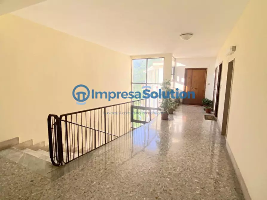 Immagine 12 di Appartamento in vendita  in Via Costantino a Napoli
