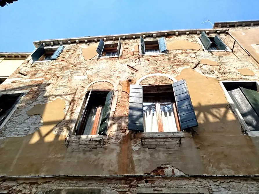 Immagine 1 di Attico in vendita  in Via rio terà degli assasini a Venezia