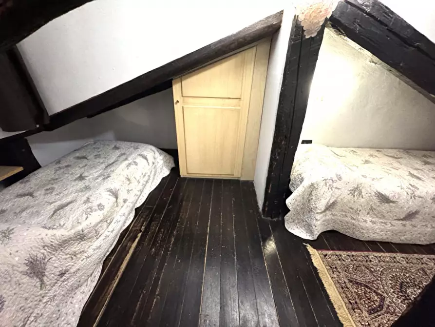Immagine 11 di Attico in vendita  in Via rio terà degli assasini a Venezia