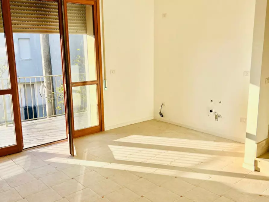 Immagine 1 di Appartamento in vendita  in Via del Bosco a Chioggia