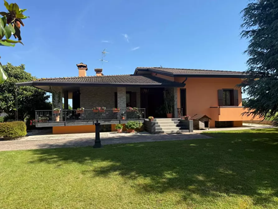 Immagine 3 di Casa indipendente in vendita  in Via Giorgione a Trevignano