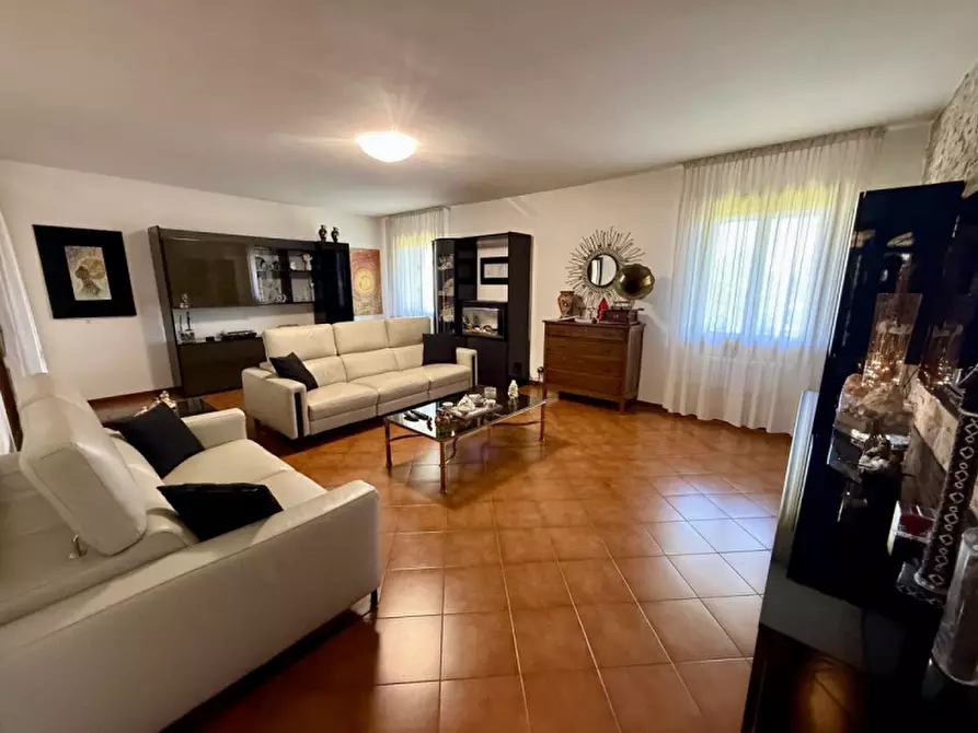 Immagine 15 di Casa indipendente in vendita  in Via Giorgione a Trevignano