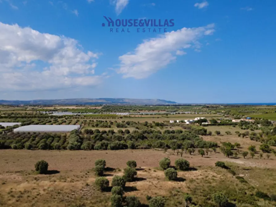 Immagine 12 di Terreno in vendita  in sp19 a Noto