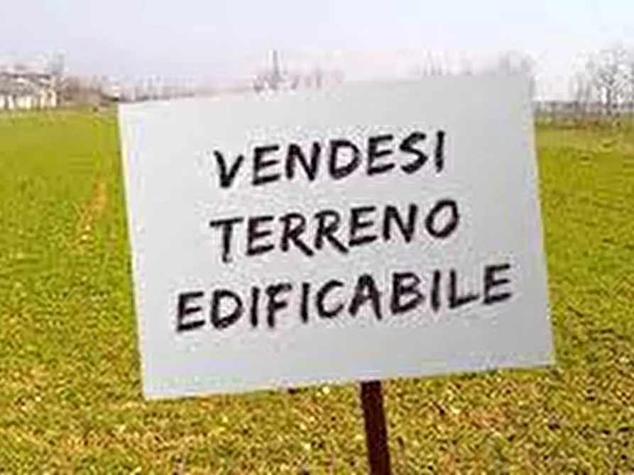 Immagine 1 di Terreno in vendita  a Santa Giustina In Colle