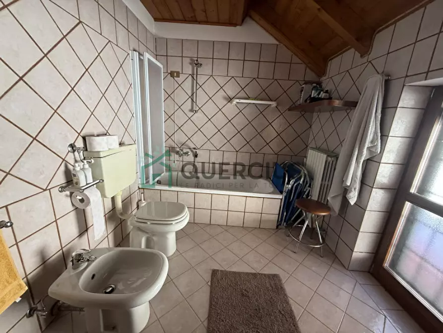 Immagine 40 di Villa in vendita  in Via Magnaboschi a Roana