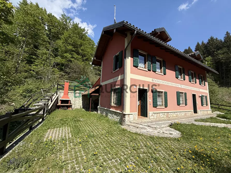 Immagine 42 di Villa in vendita  in Via Magnaboschi a Roana
