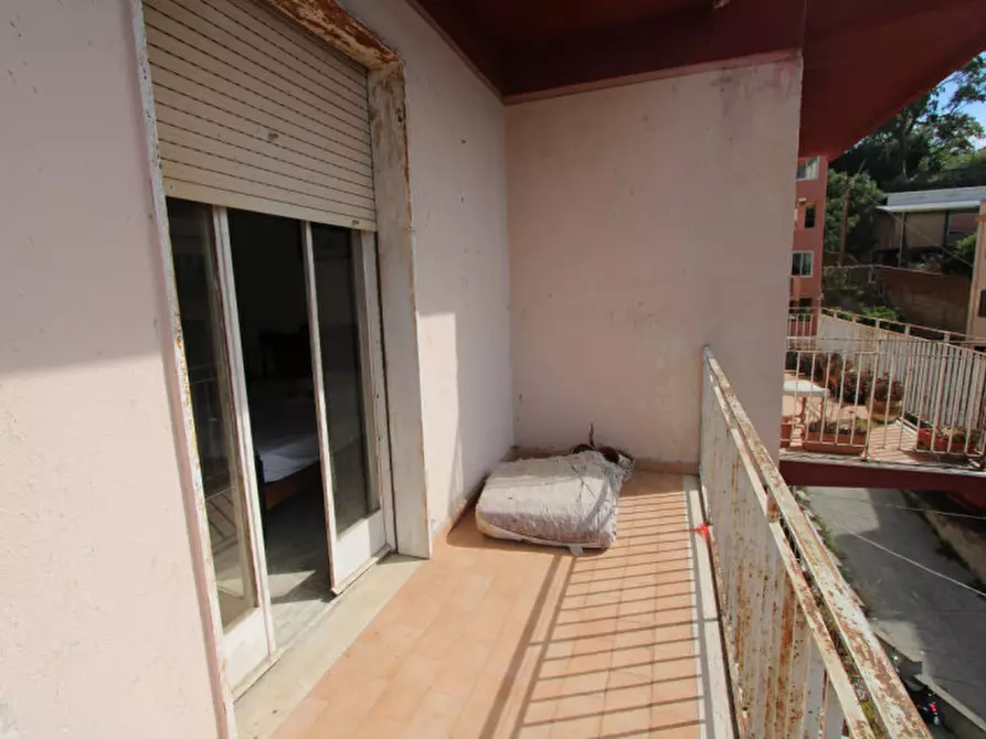 Immagine 12 di Appartamento in vendita  in Via Ogliastri 62 a Messina