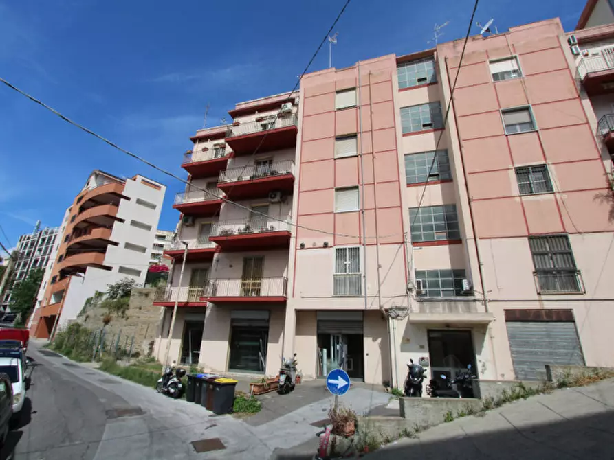 Immagine 27 di Appartamento in vendita  in Via Ogliastri 62 a Messina