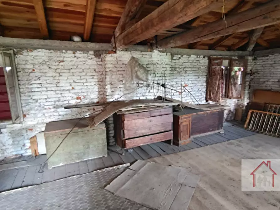 Immagine 19 di Rustico / casale in vendita  in Via degli Arditi a Giavera Del Montello