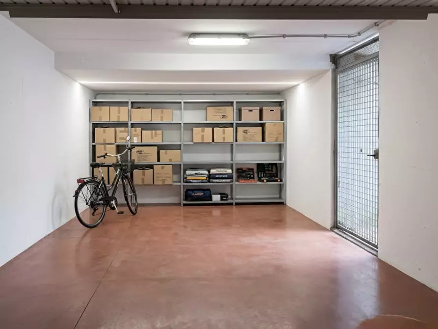 Immagine 5 di Garage in affitto  in Via Beato Pellegrino a Padova
