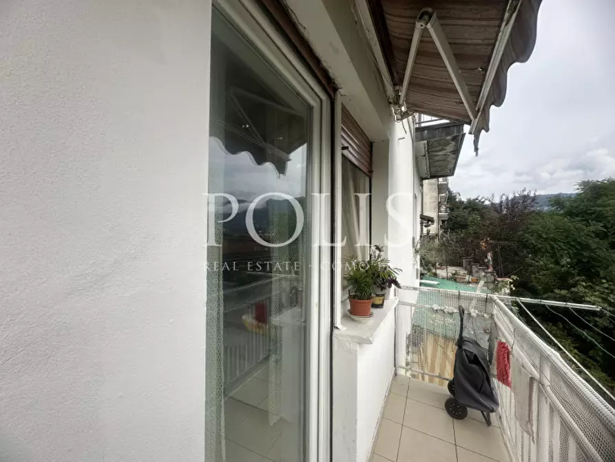 Immagine 4 di Appartamento in vendita  in VIA SANTA MARTA a Como
