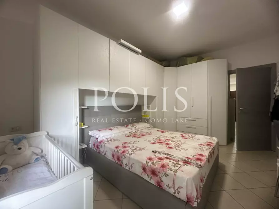 Immagine 12 di Appartamento in vendita  in VIA SANTA MARTA a Como
