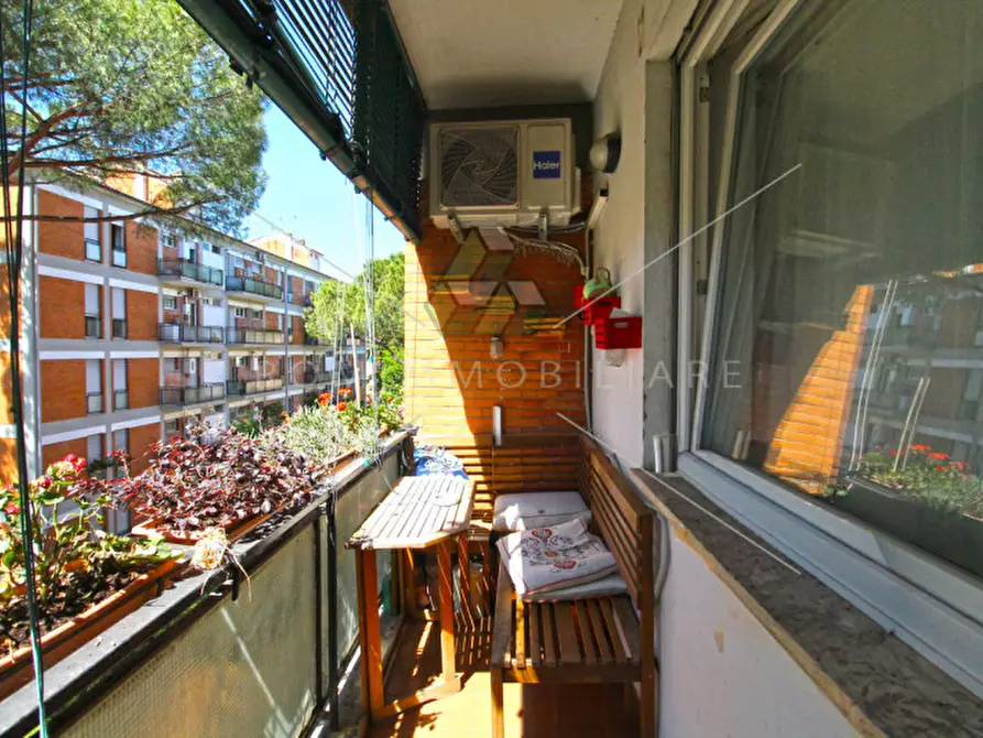 Immagine 11 di Appartamento in vendita  in Via Pio Emanuelli a Roma