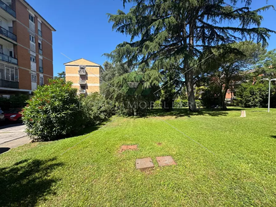 Immagine 26 di Appartamento in vendita  in Via Pio Emanuelli a Roma