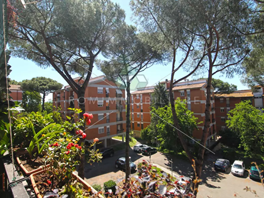 Immagine 27 di Appartamento in vendita  in Via Pio Emanuelli a Roma