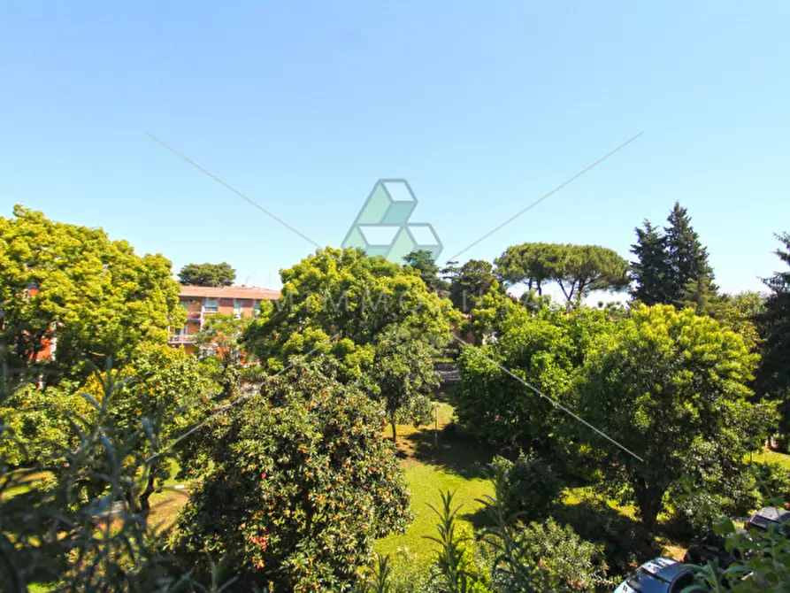 Immagine 29 di Appartamento in vendita  in Via Pio Emanuelli a Roma