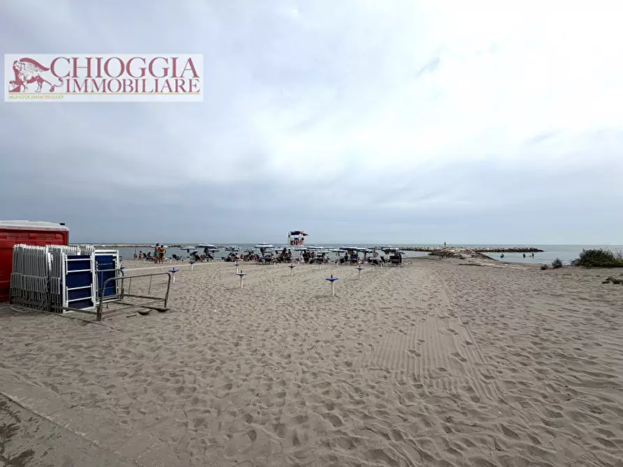 Immagine 14 di Appartamento in vendita  in Via delle Nazioni Unite a Chioggia