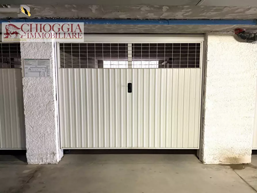 Immagine 18 di Appartamento in vendita  in Via delle Nazioni Unite a Chioggia