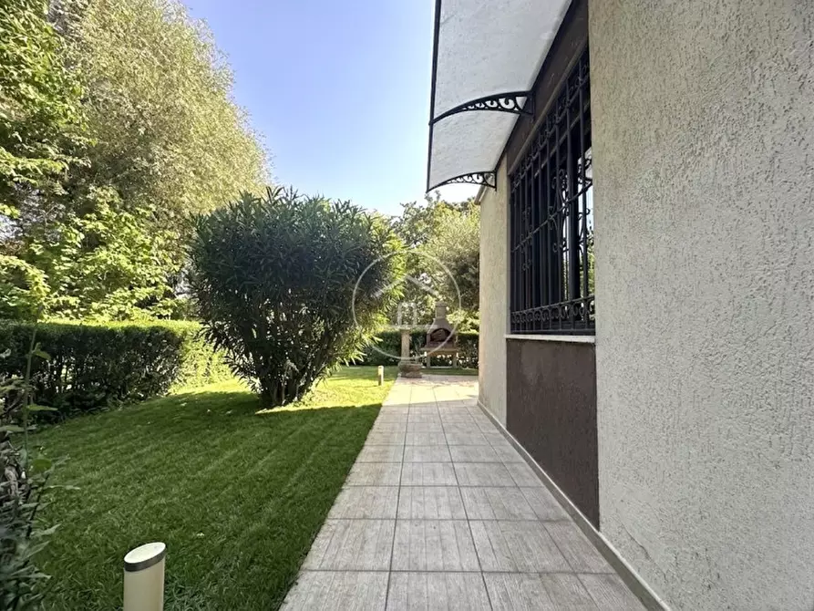 Immagine 20 di Appartamento in vendita  in Via San Giusto 203 a Campi Bisenzio