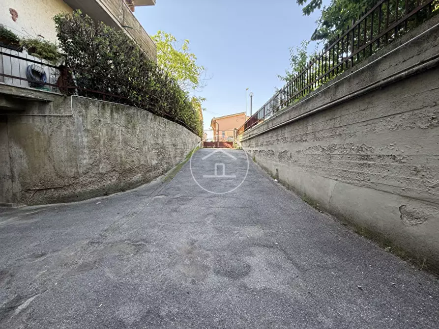 Immagine 38 di Appartamento in vendita  in Via San Giusto 203 a Campi Bisenzio