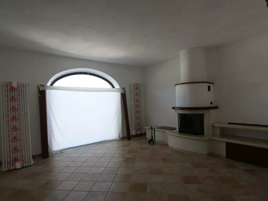 Immagine 14 di Villa in vendita  a Sinalunga