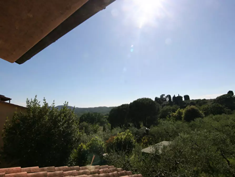 Immagine 37 di Villa in vendita  a Sinalunga