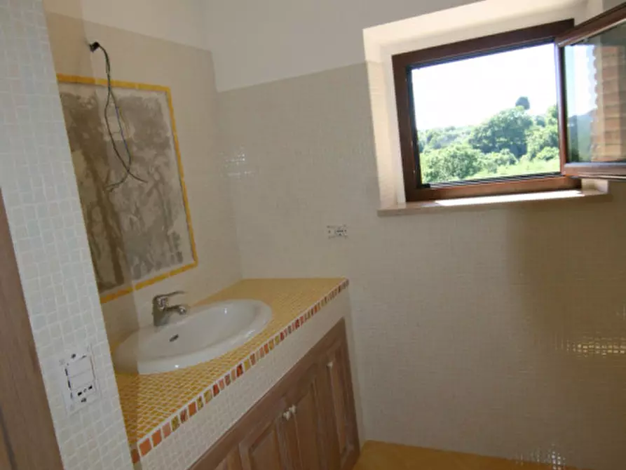 Immagine 46 di Villa in vendita  a Sinalunga
