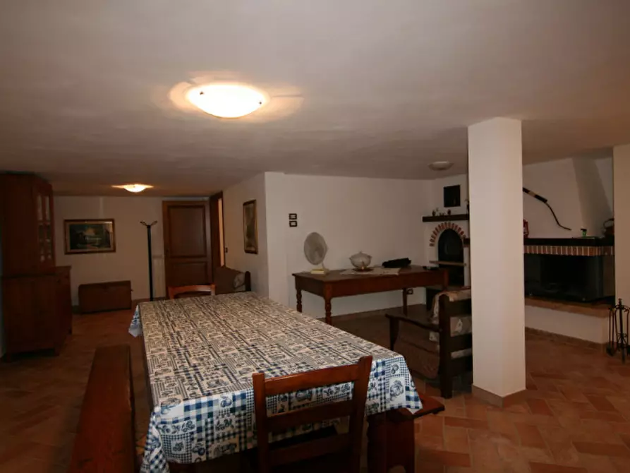Immagine 78 di Villa in vendita  a Sinalunga