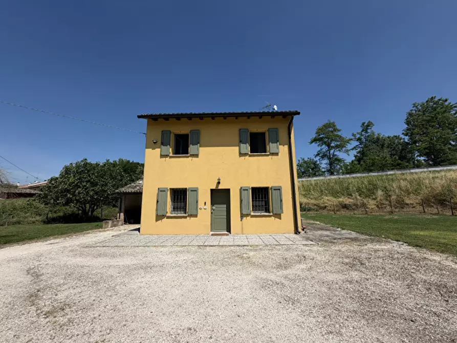 Immagine 1 di Villa in vendita  in frazione copermio, 23 a Colorno