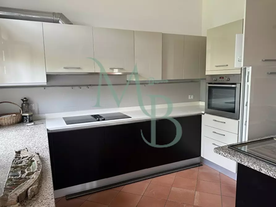 Immagine 1 di Casa bifamiliare in vendita  in Via Monte Grappa a Padova