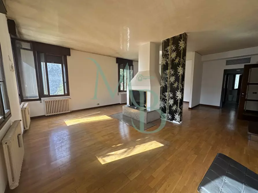 Immagine 4 di Casa bifamiliare in vendita  in Via Monte Grappa a Padova