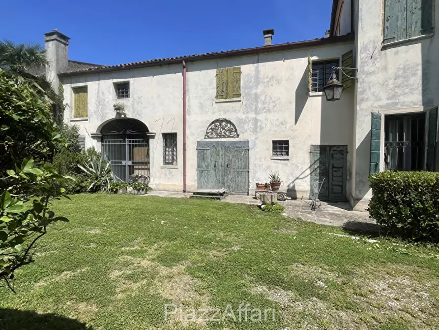 Immagine 3 di Villa in vendita  in Via Rusteghello a Piove Di Sacco