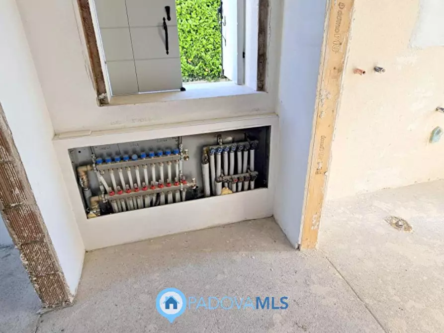 Immagine 3 di Casa trifamiliare in vendita  in Via Frassanedo a Legnaro