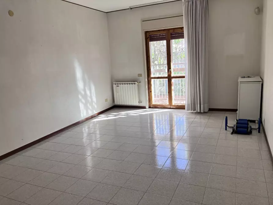 Immagine 5 di Appartamento in vendita  in Via Acicastello, 85 a Aci Castello